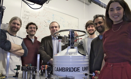 The research team at the University of Cambridge. L-R: Mete Atatüre, Alejandro R.-P. Montblanch, Andrea Ferrari, Matteo Barbone, Dhiren Kara, Carmen Palacios-Berraquero. Top image: Single photon quantum dots in layered materials semiconductors. Image cour