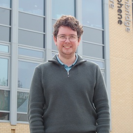 Head shot of Patrick Knowles