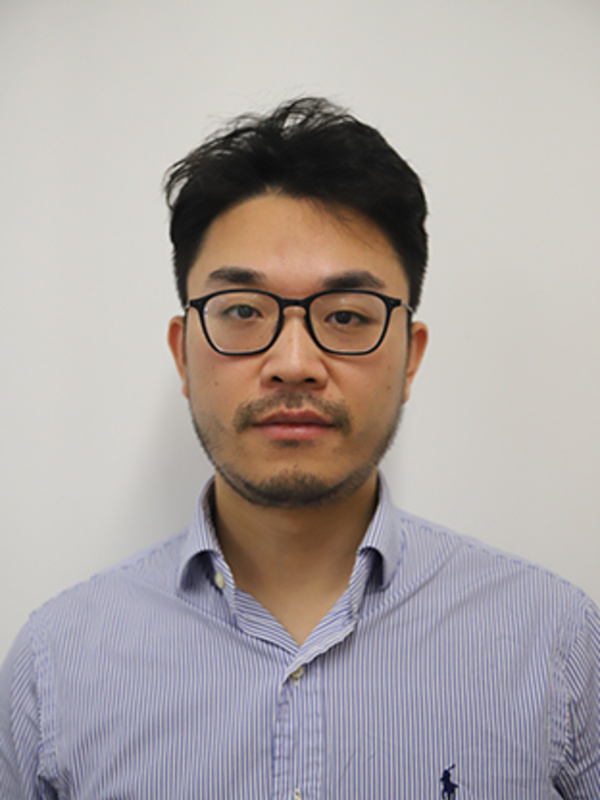 Dr Chun Deng