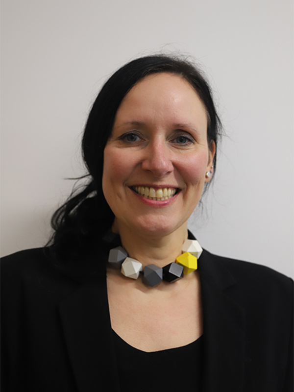  Zoe Harris 
