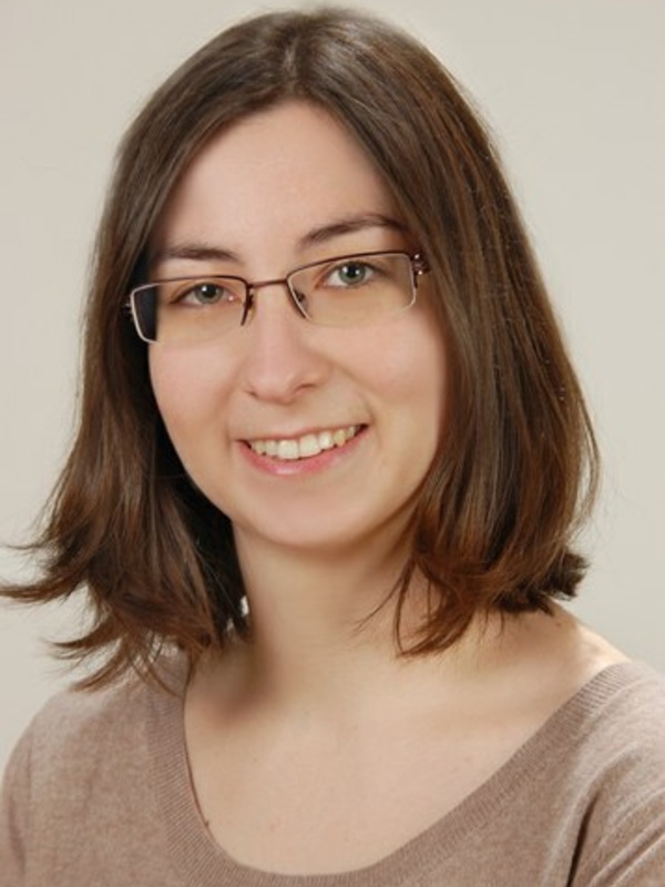 Dr Anna Ott
