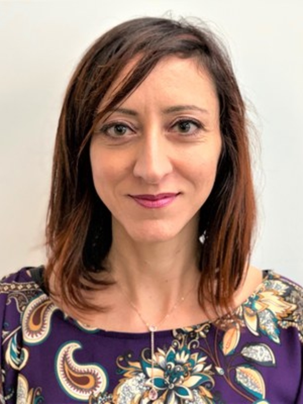  Elisa Mora