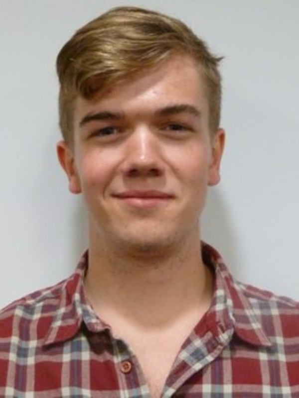  Thomas Albrow-Owen