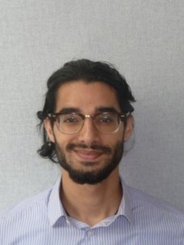  Vivek  Badiani