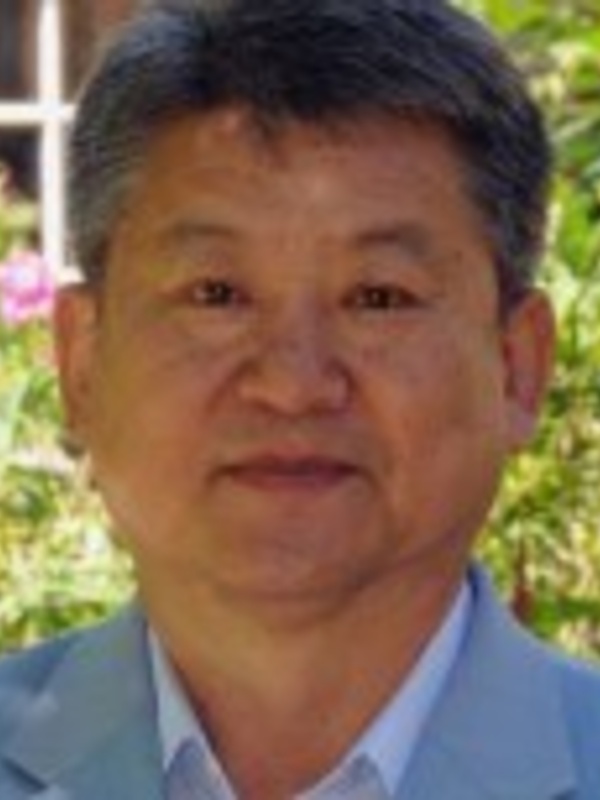 Professor Jong  Kim